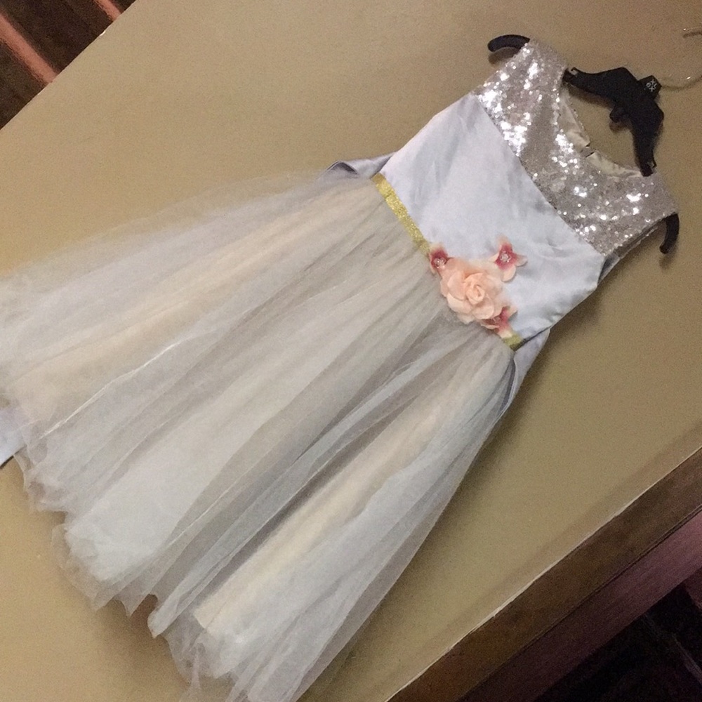 Little girls dress